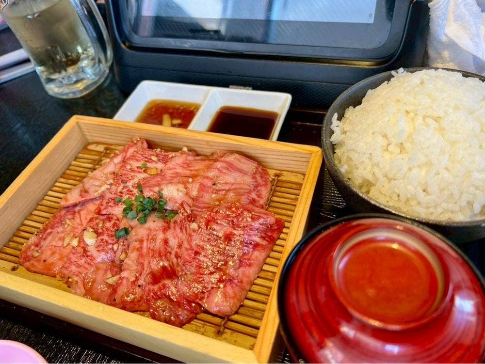 焼肉 韓感 大久保店
