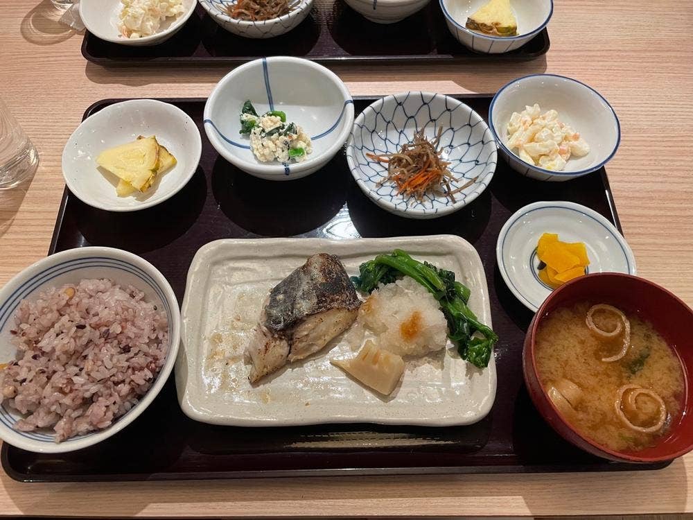 さち福や CAFÉ モンテメール店