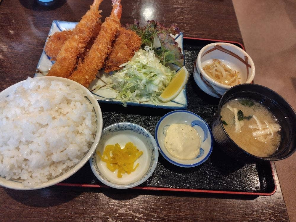 お食事処正八
