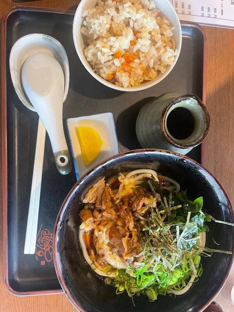 手打ちうどん どん
