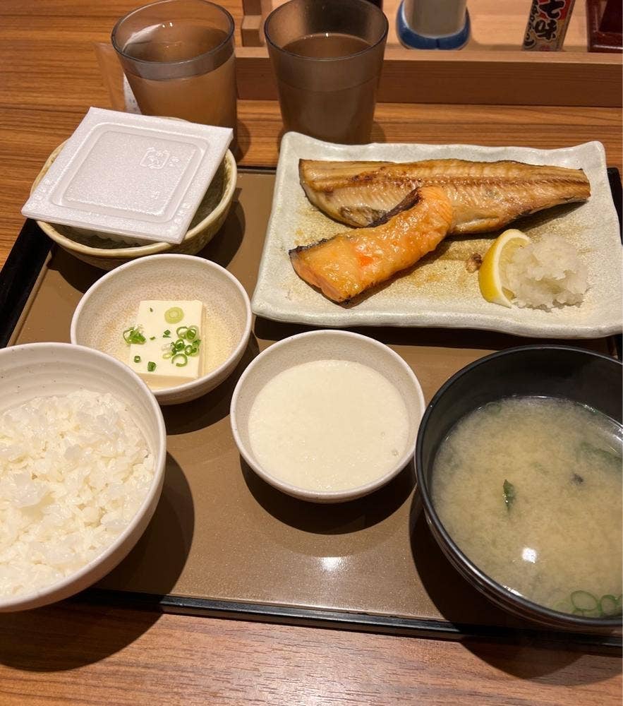 やよい軒 水道橋白山通り店