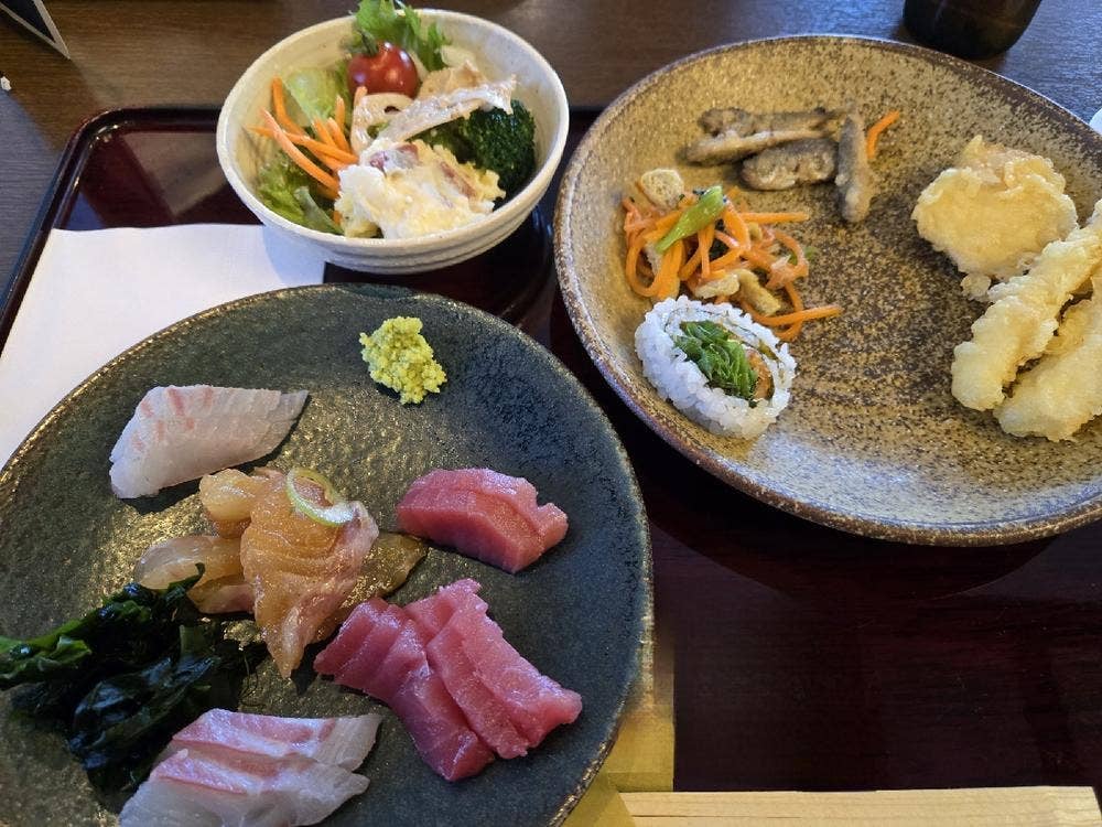 阿波郷土料理 彩 アオアヲナルトリゾート