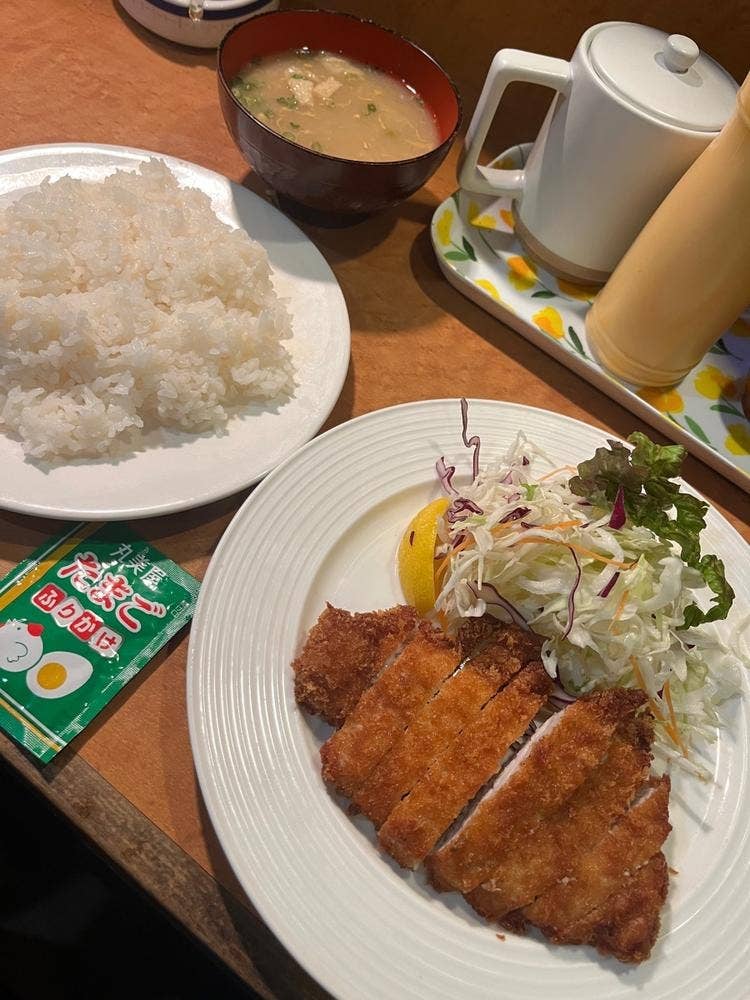 とんかつカフェ コスモス