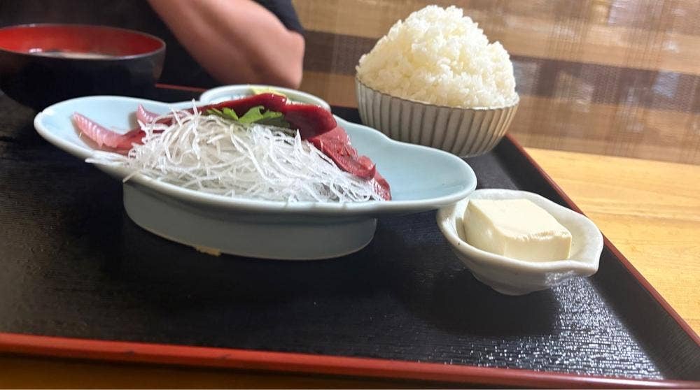 かさや食堂
