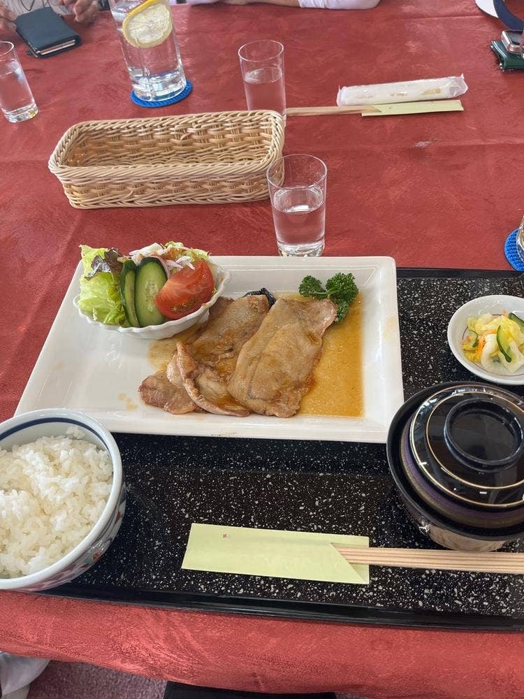 長野カントリークラブ レストラン