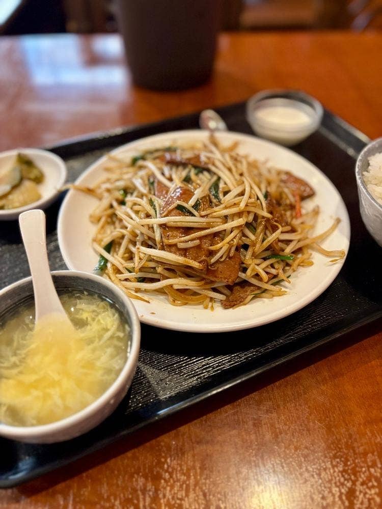 味仙 平河町店