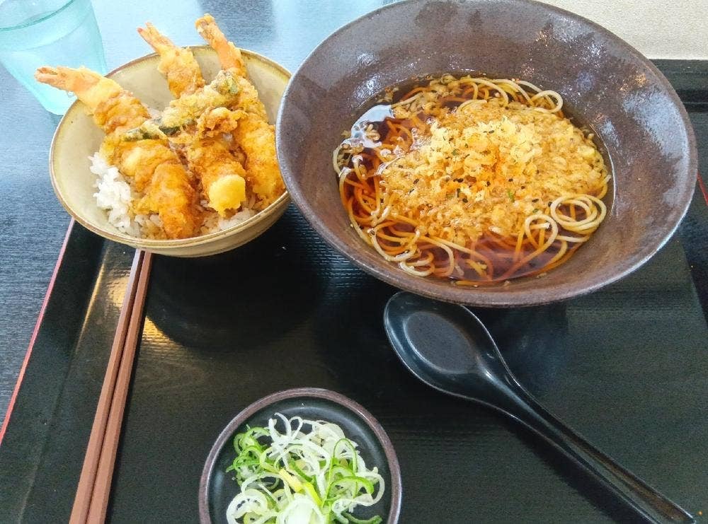 ゆで太郎 もつ次郎 東池袋春日通り店