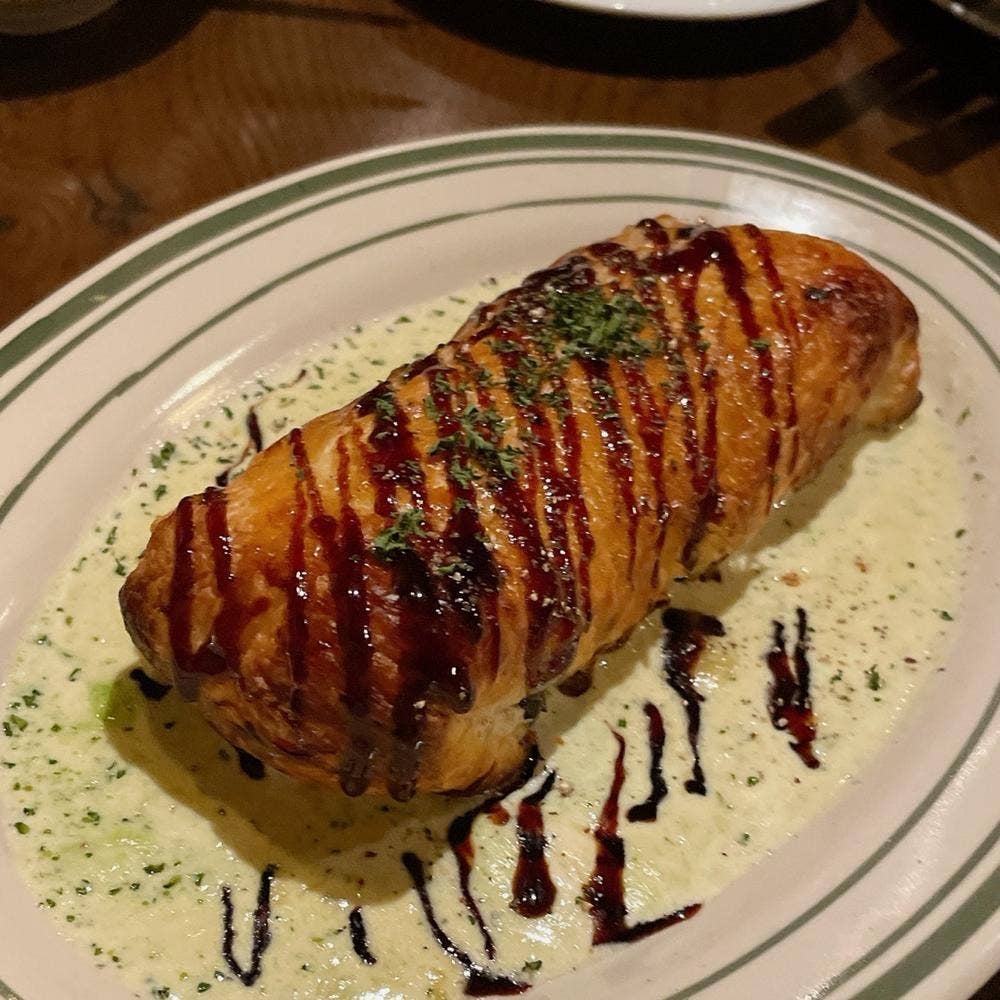 ビストロルポン 本店