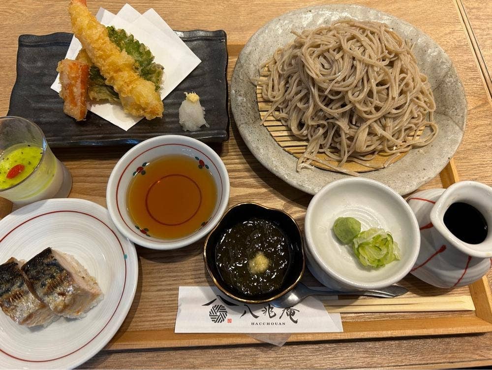 そばと四季揚げ 八兆庵 野々市本町店