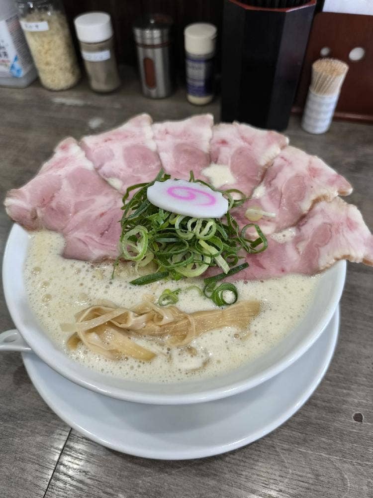 鶏そば啜る 小牧分店