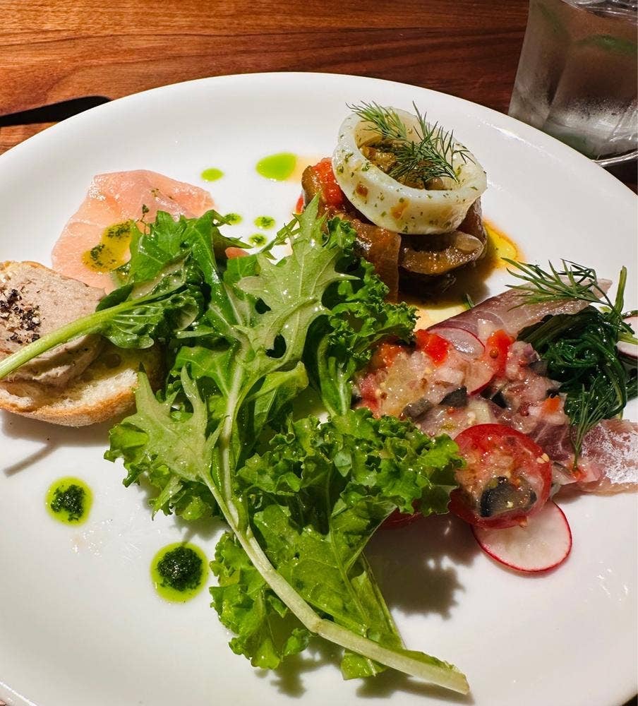 BISTRO M05