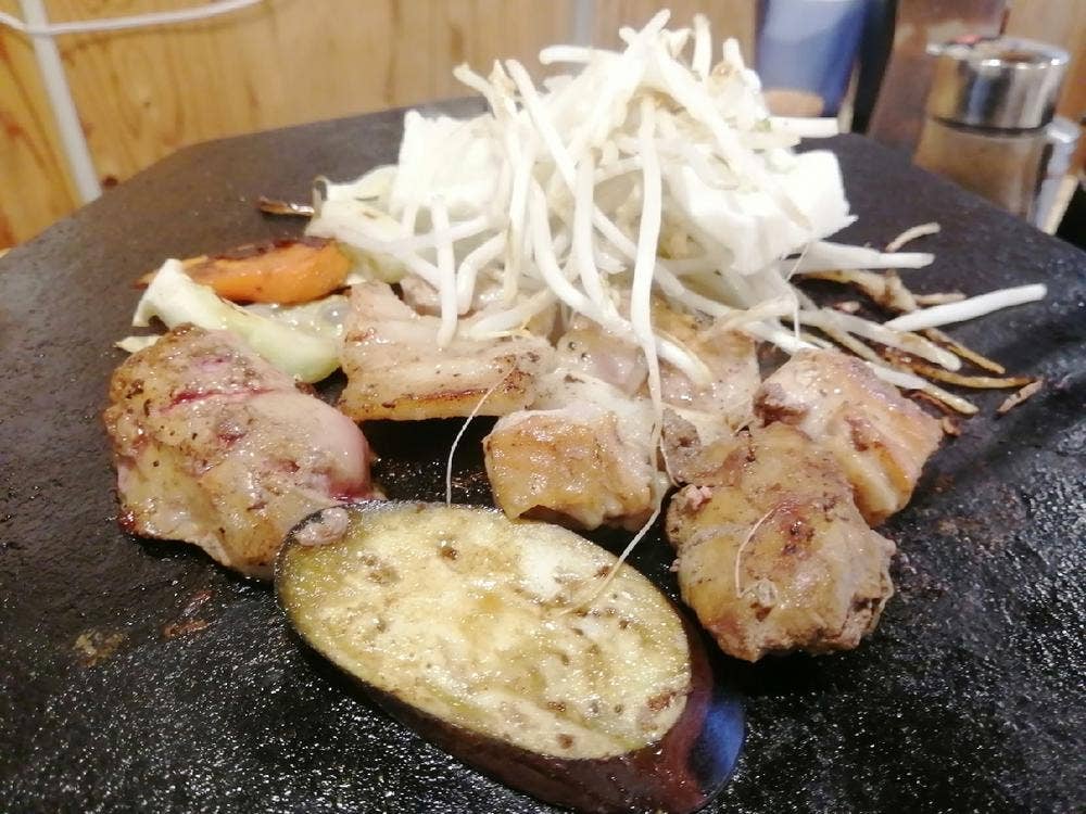 地鶏食堂 防府店