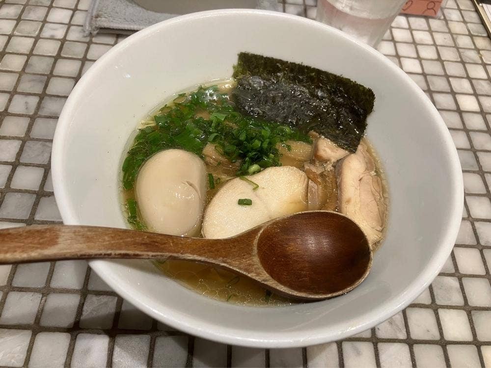 鶏とワインとジョニーとリー