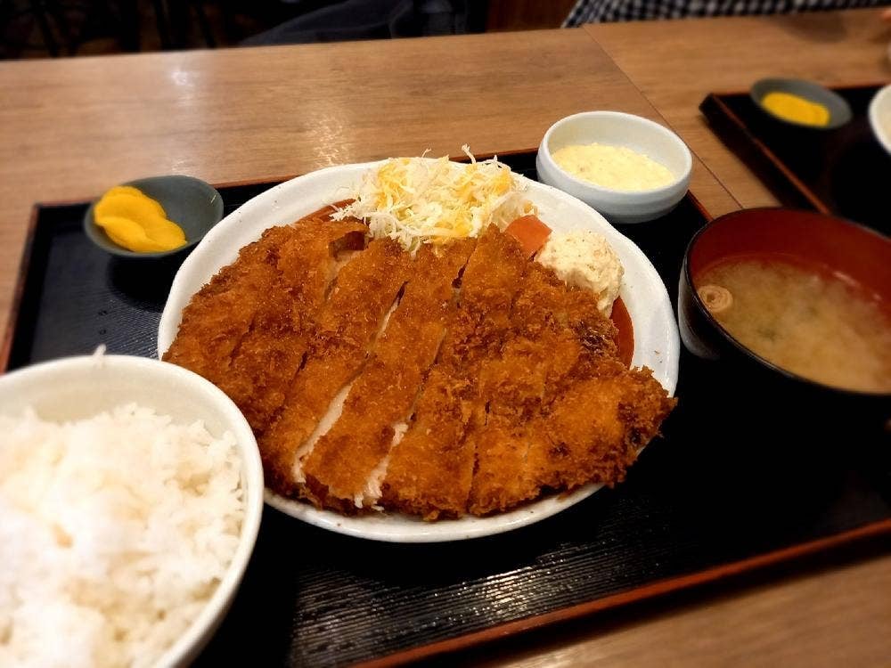 鳥良商店 所沢店