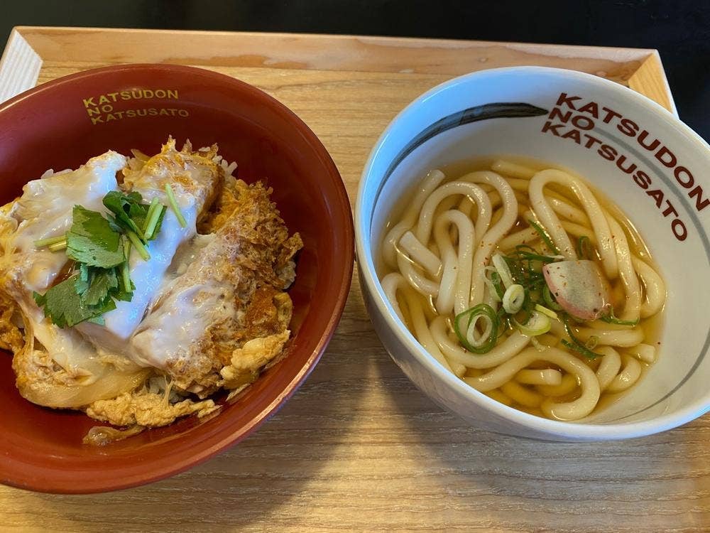 かつさと 二川店
