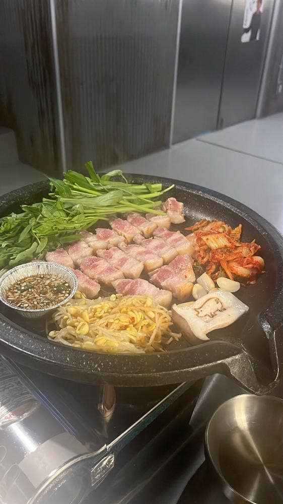 サムギョプサル×韓国料理 コギソウル 梅田お初天神店
