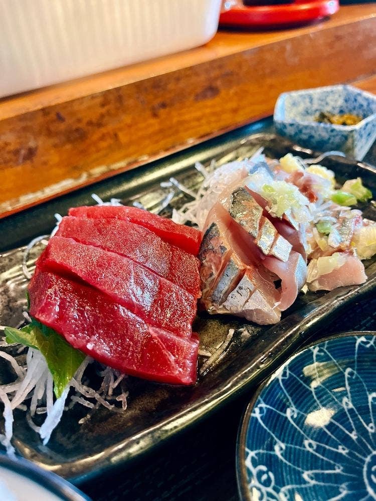 まぐろや