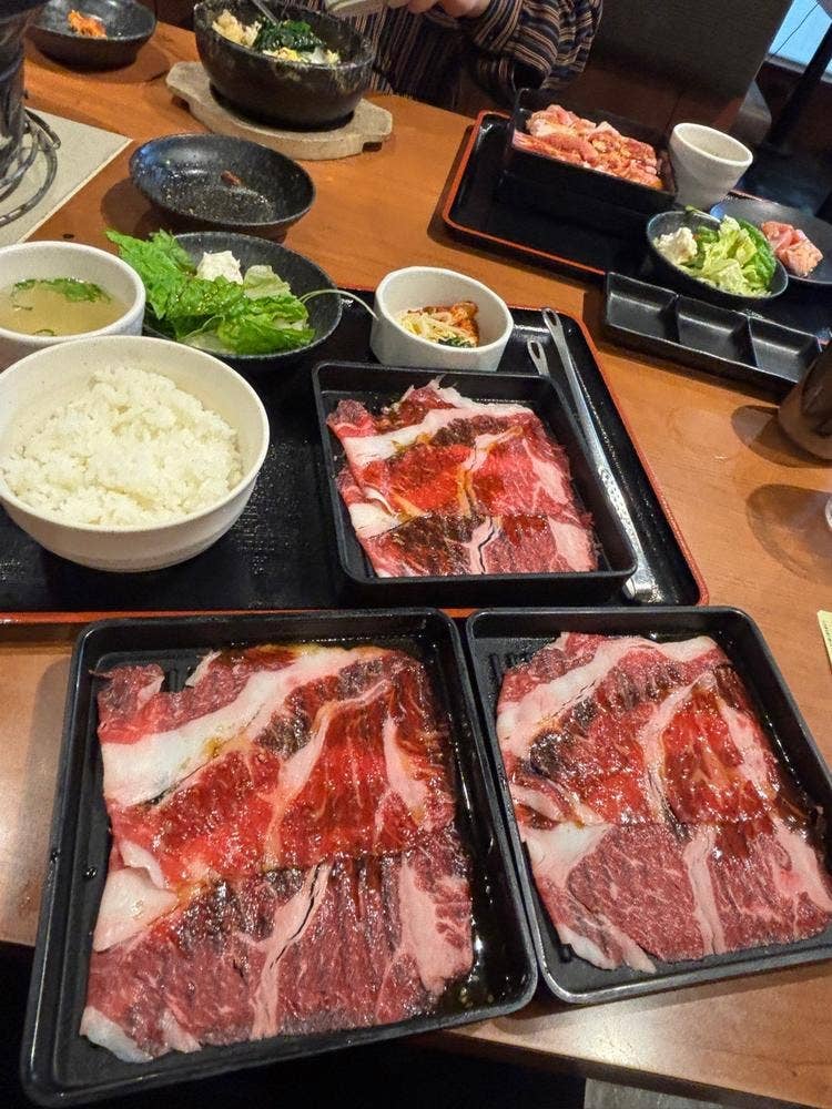 国産牛焼肉食べ放題 肉匠坂井 金沢八景店