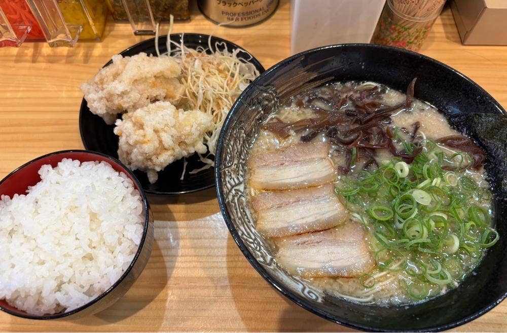 ラーメン猫猫