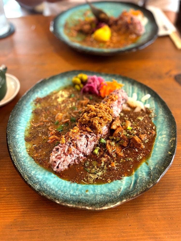 curry hut & petit bistro BAKE