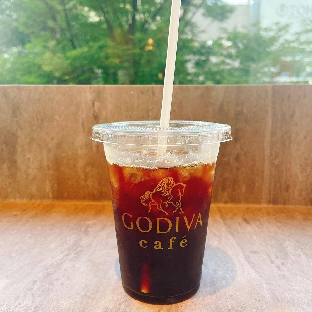 GODIVA café Hibiya
