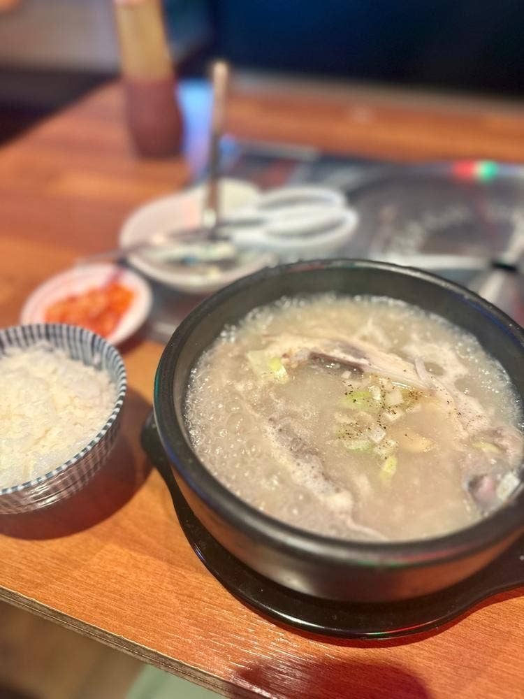 韓国料理 韓家 新宿西口店
