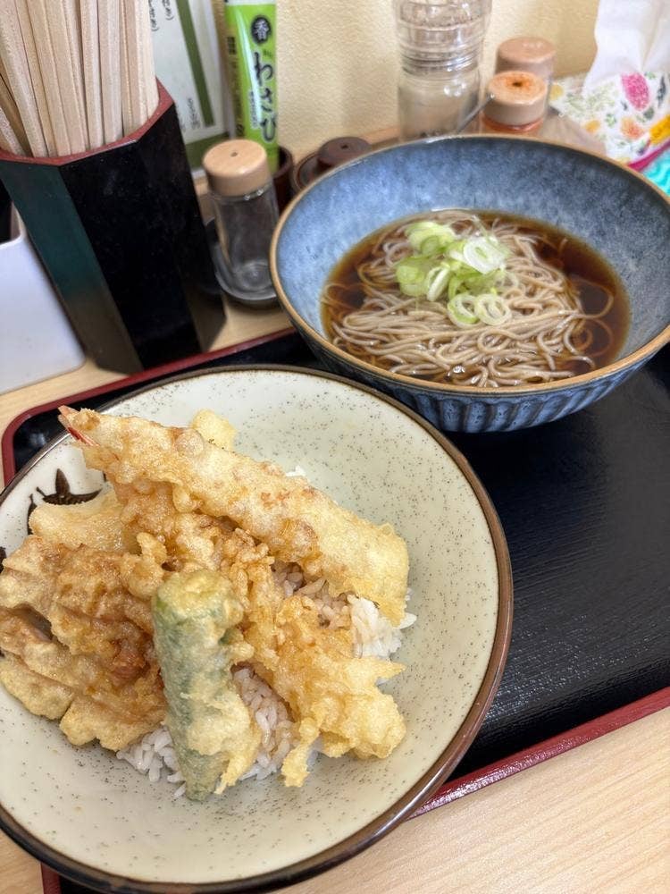 えび天かき揚げそば にはち