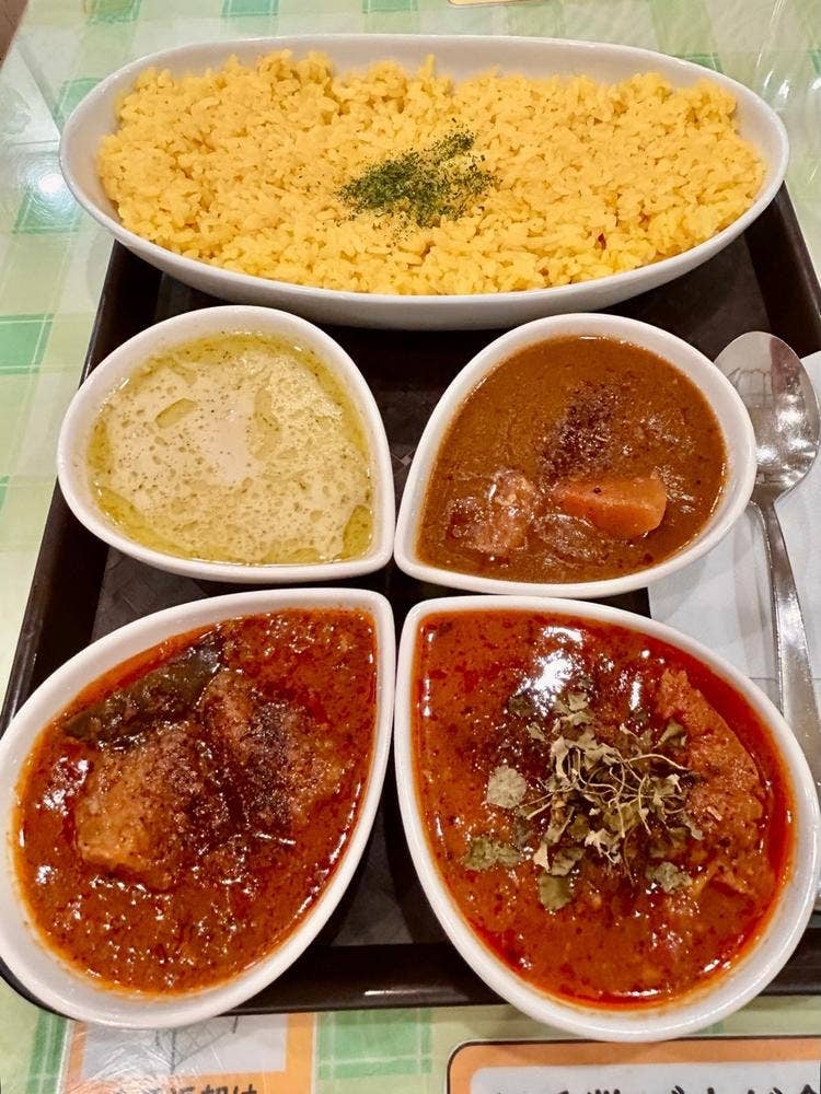 カレースタンドPLUCK