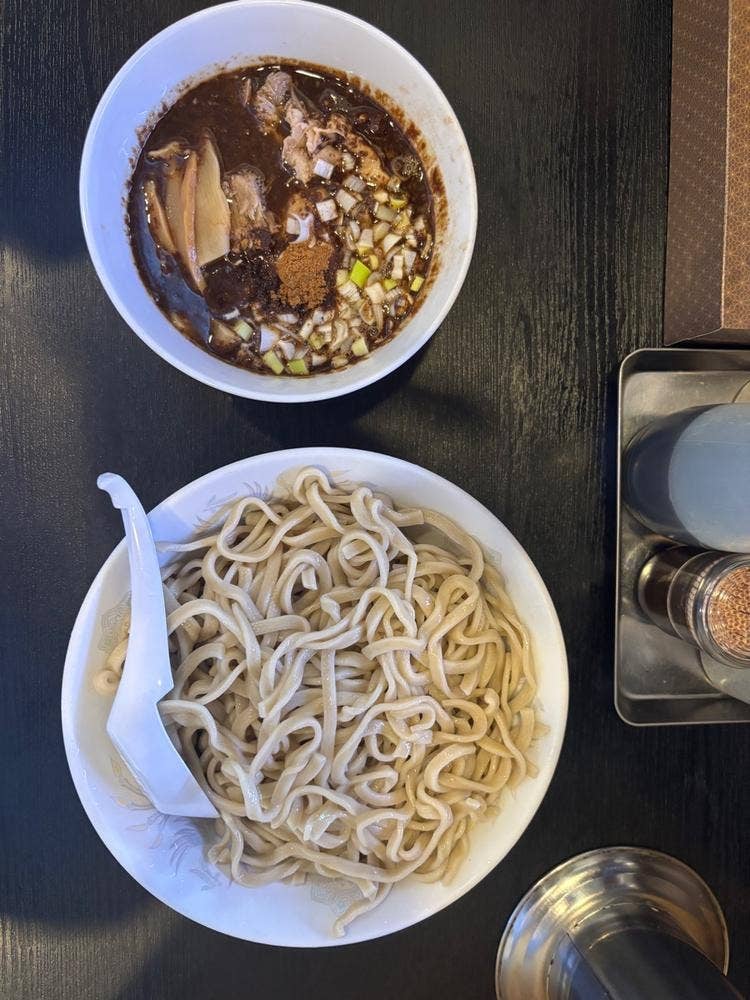 麺とび六方