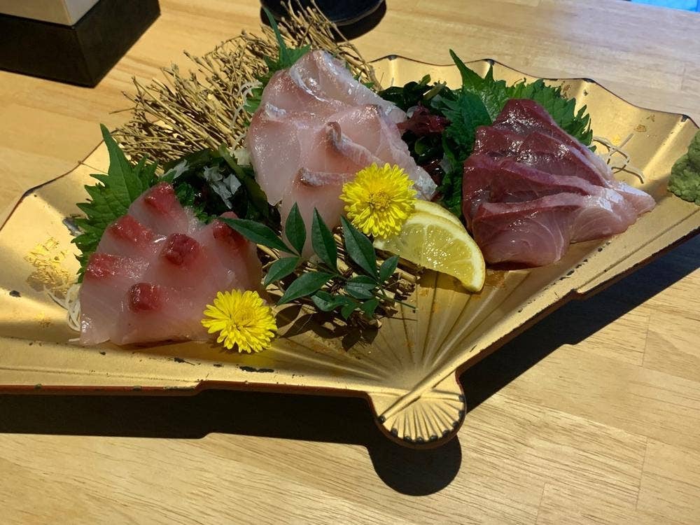 豊洲直送鮮魚と釜飯のお店 二代目 魚義 大井町駅店