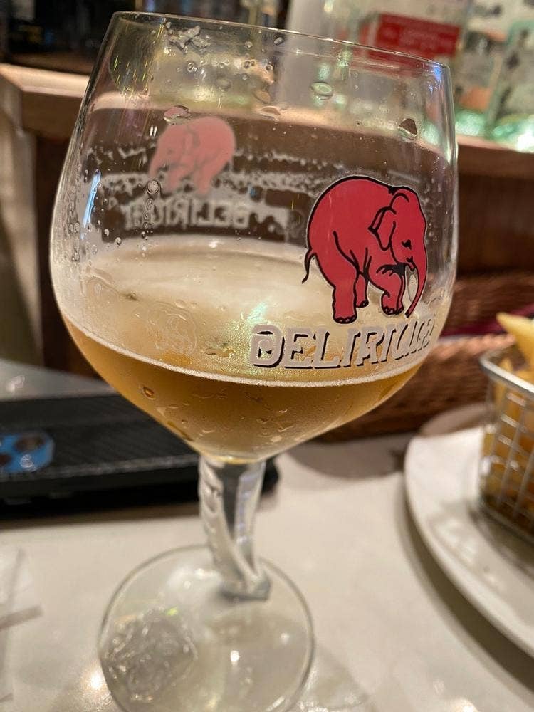 プティデリリウム タップ カフェ 新宿サザンテラス