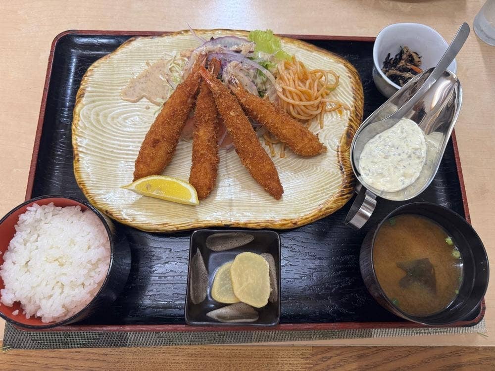 洋食屋 ふるまち