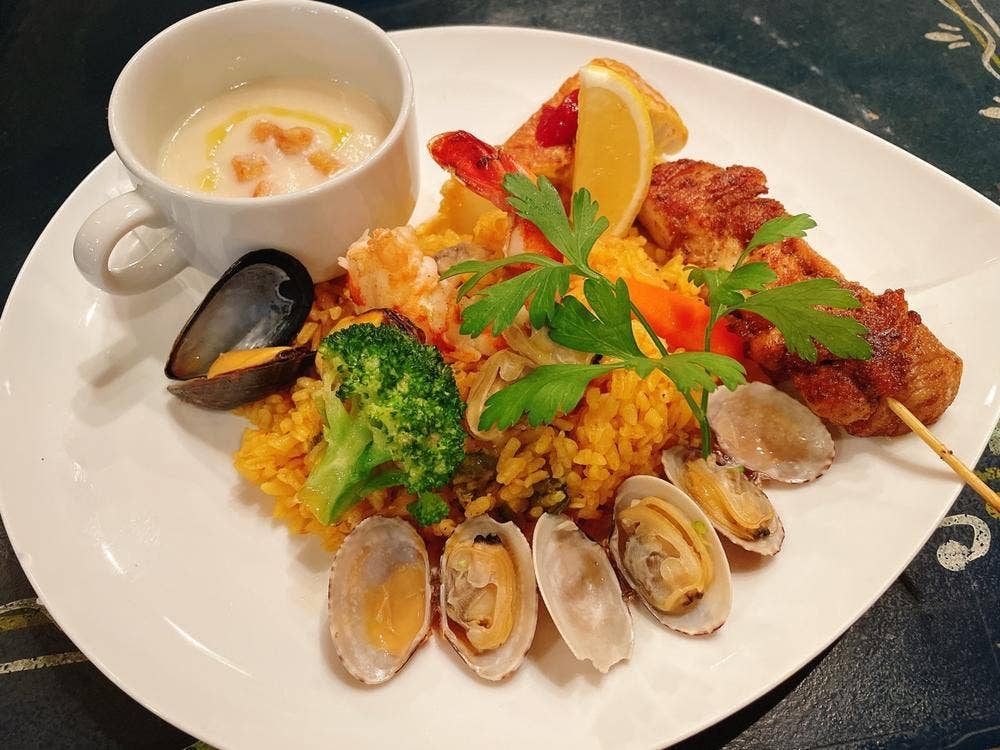 サラ アンダルーサ