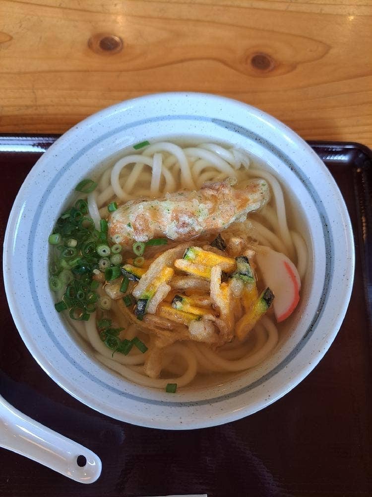 うどん屋六ろく