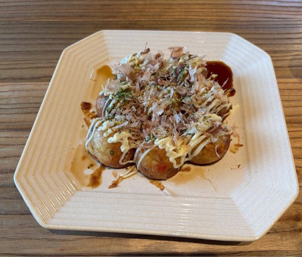 Bee TAKO