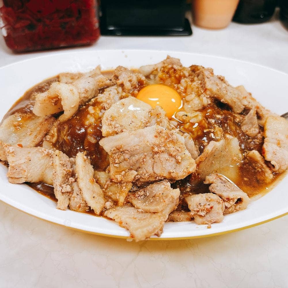 バーグ 弥生町店