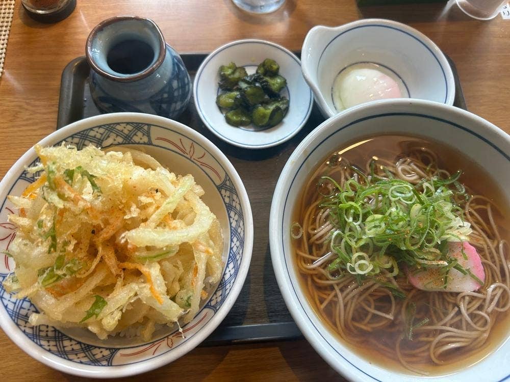 うどん ウエスト 山鹿店