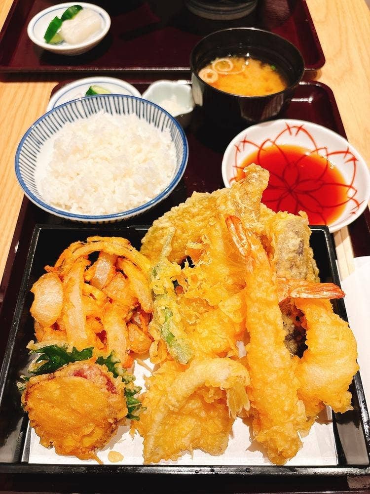 和食団らんひかり屋 ら