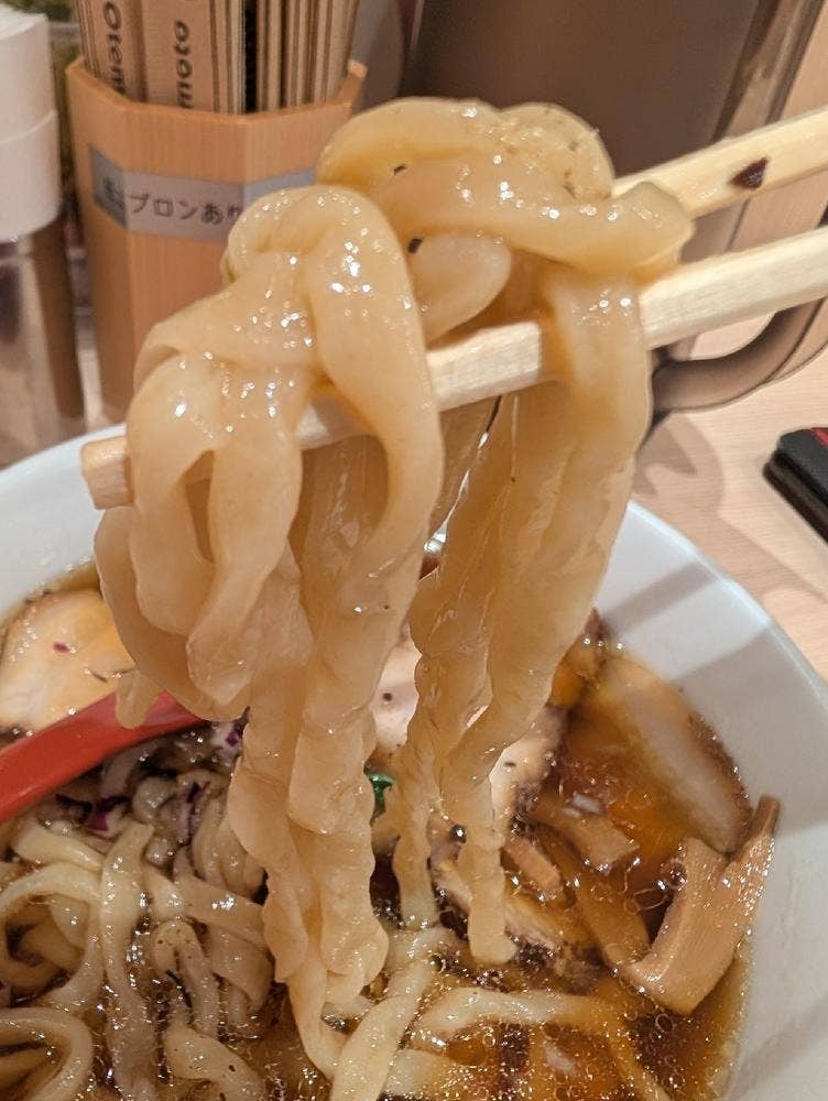 らーめん七彩飯店