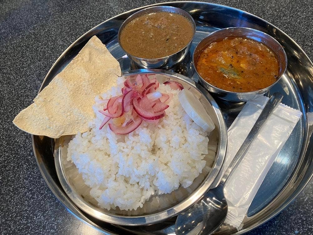 Hasuna スパイスラーメンとインドカレー