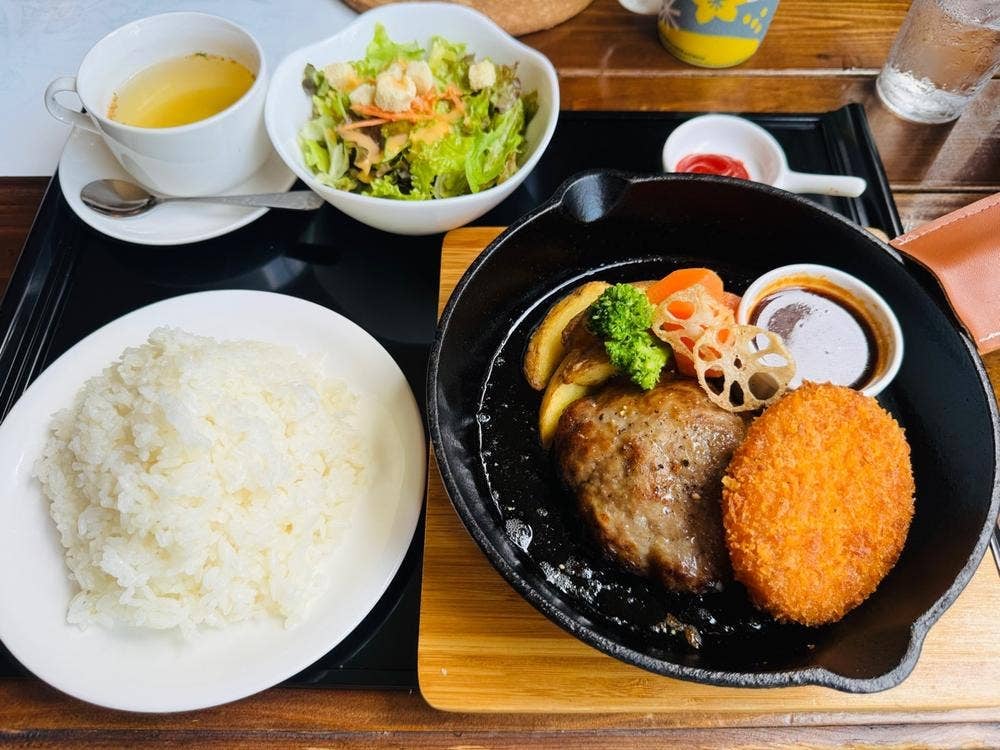 洋食 喫茶 たけ
