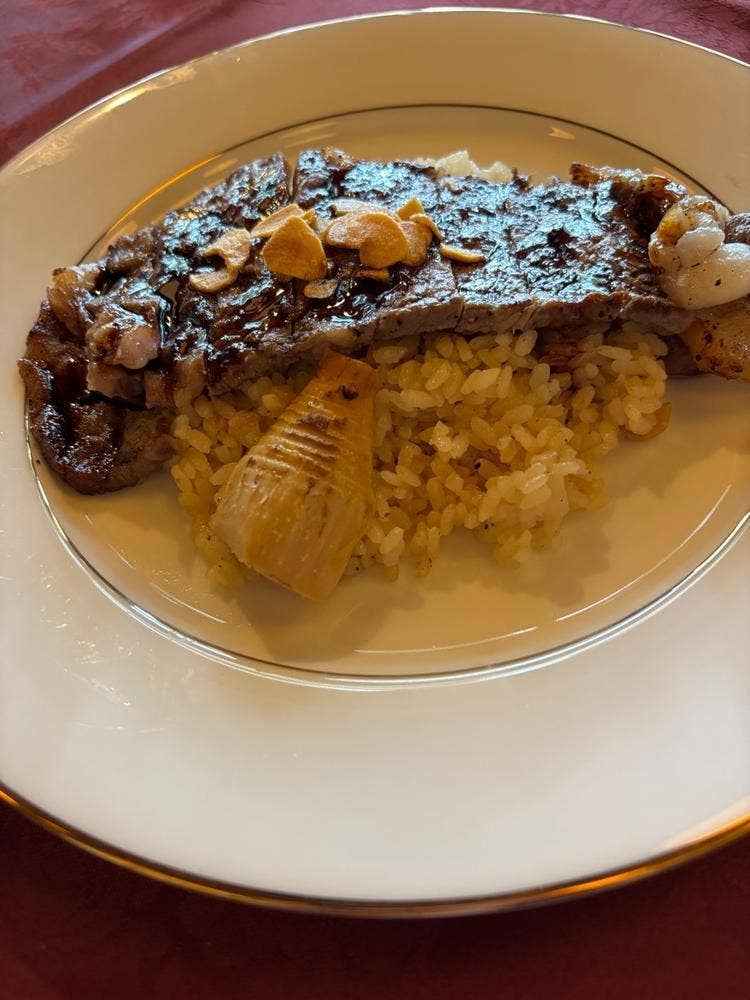 ファイブハンドレッドクラブ レストラン