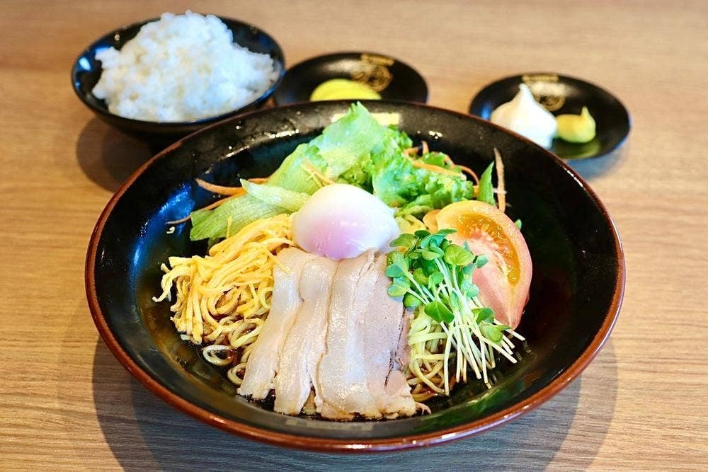 豚旨 うま屋ラーメン 鳴海店