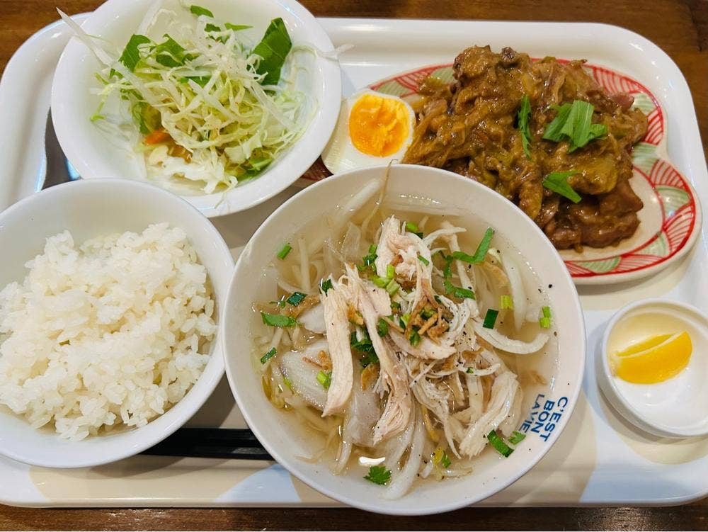 ベトナム料理 赤坂 アオザイ