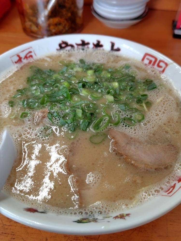 ラーメン やまもと