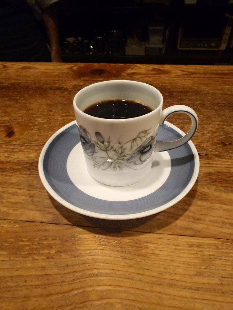 イン・ロック・カフェ