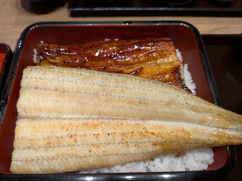 大衆鰻屋 うな八