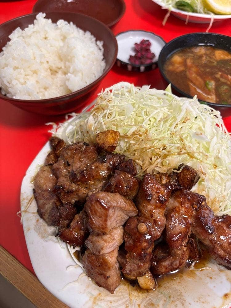 名物とんてき 來來憲