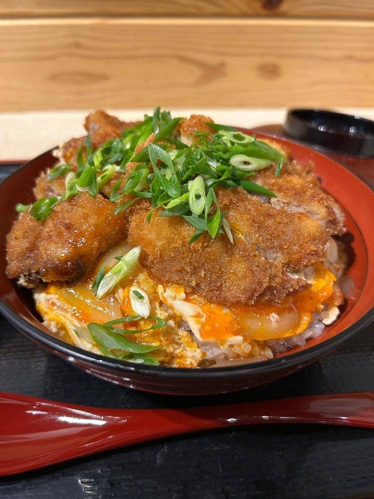 豊前裏打会 萬田うどん 薬院本店