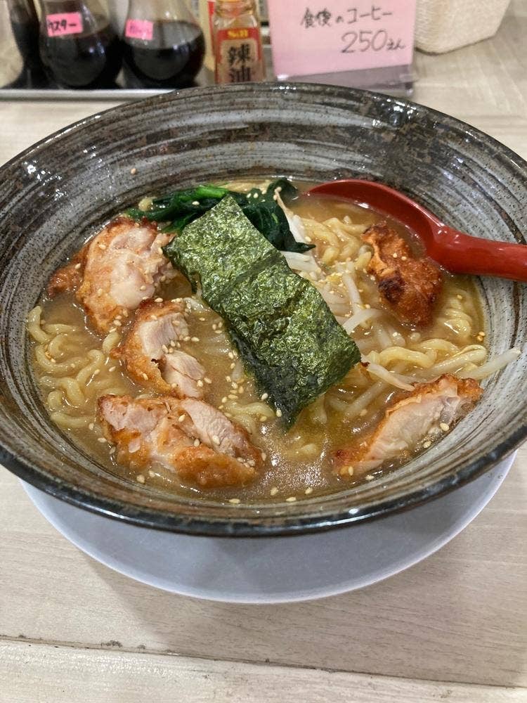 ラーメンとコーヒー まるちゃん